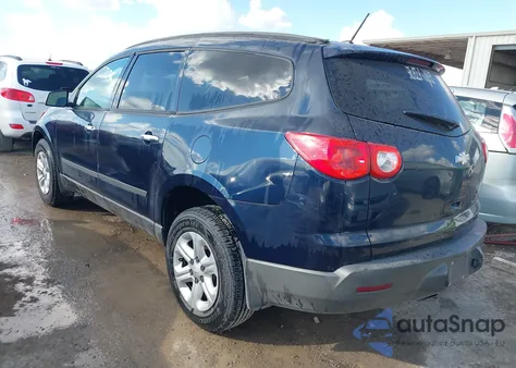 2012 Chevrolet Traverse Ls z USA, uszkodzony, nr VIN 1GNKREED2CJ258825